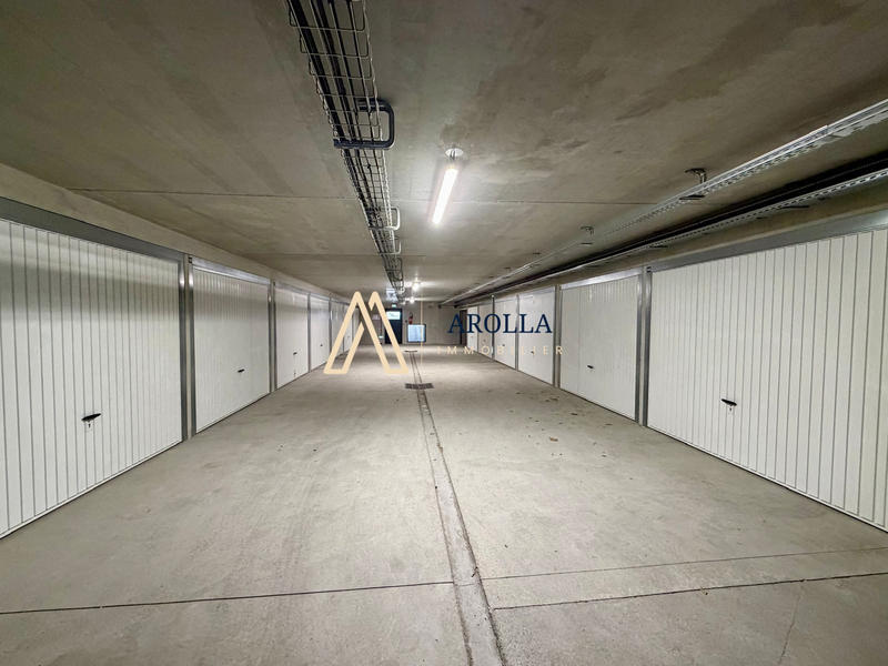 Parking / Garage - 14 m²