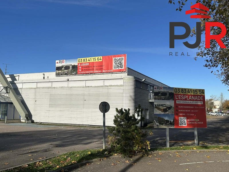 Local commercial - 571 m²