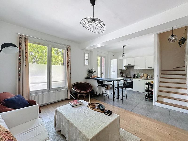 Maison - 71 m² - 5 pièces