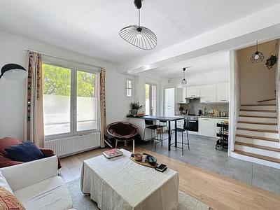 Maison - 71 m² - 5 pièces