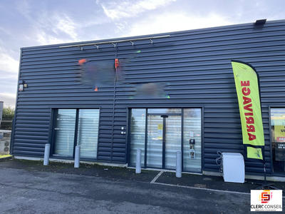 Local commercial - 148 m²