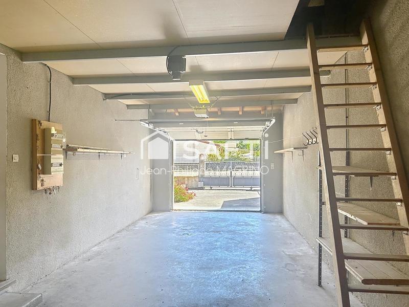 Maison - 97 m² - 5 pièces