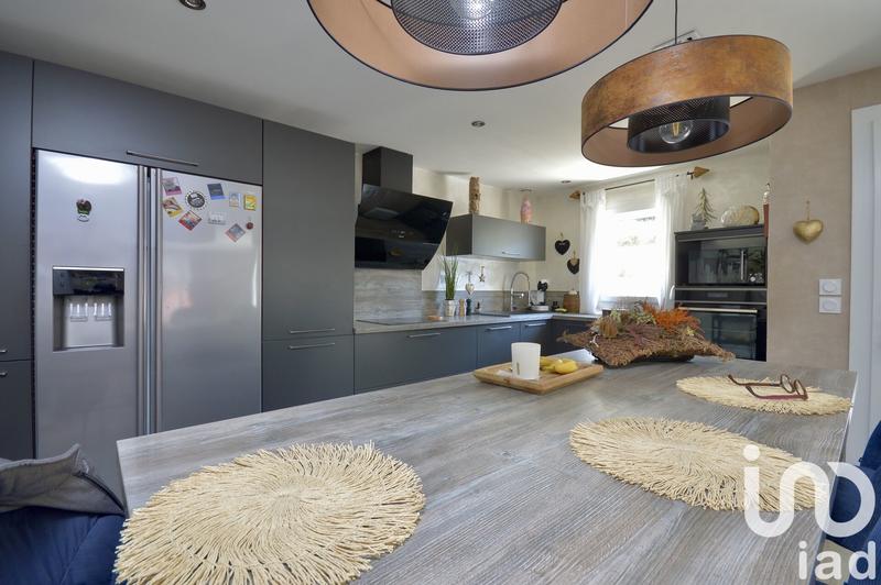 Maison - 104 m² - 4 pièces