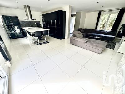 Maison - 115 m² - 6 pièces