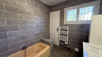 Appartement - 104 m² - 4 pièces