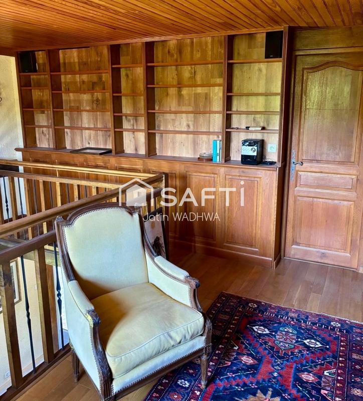 Maison - 138 m² - 6 pièces