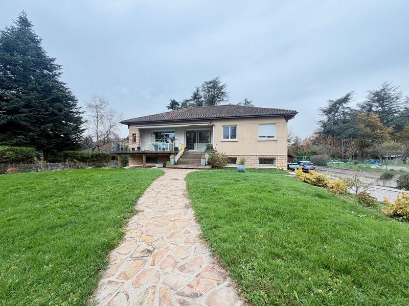 Maison ancienne - 185 m² - 9 pièces