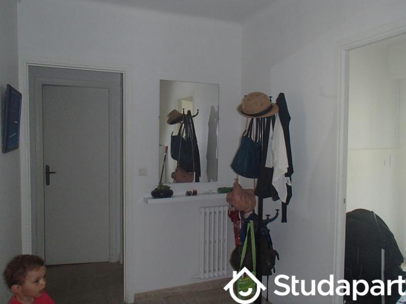 Chambre - 15 m² - 1 pièce