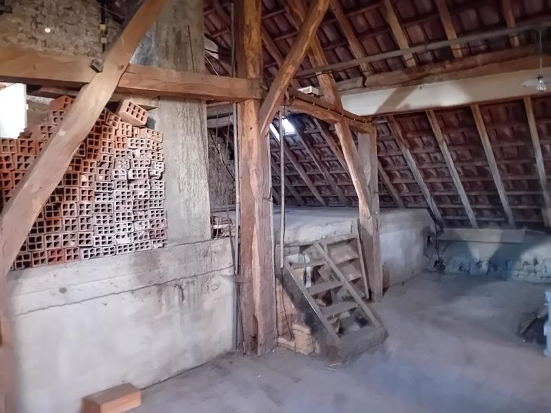 Maison - 157 m² - 10 pièces