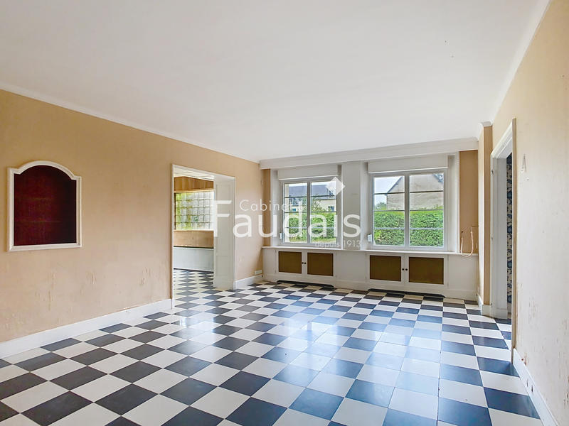 Maison de village - 155 m² - 9 pièces