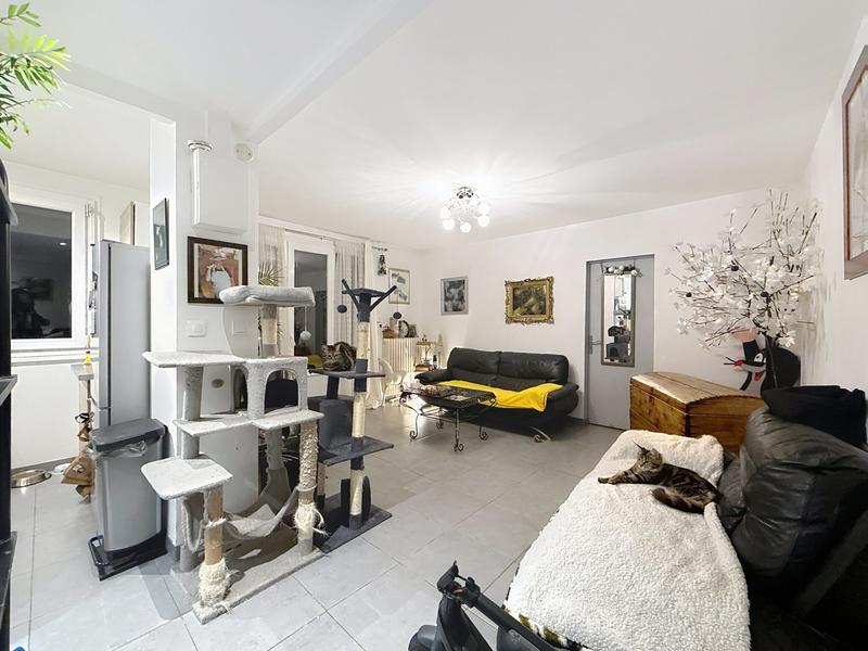 Appartement - 63 m² - 4 pièces