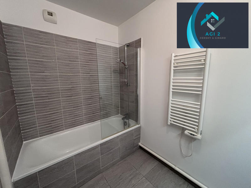 Appartement - 60 m² - 3 pièces