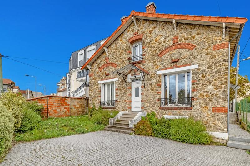 Maison - 160 m² - 6 pièces