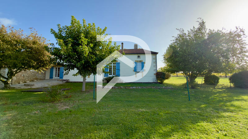 Maison - 98 m² - 4 pièces