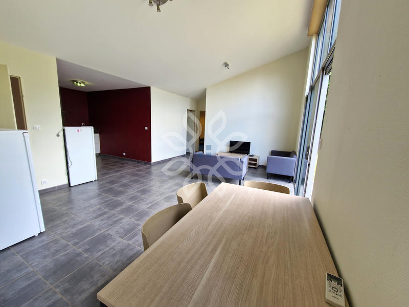 Maison - 86 m² - 3 pièces