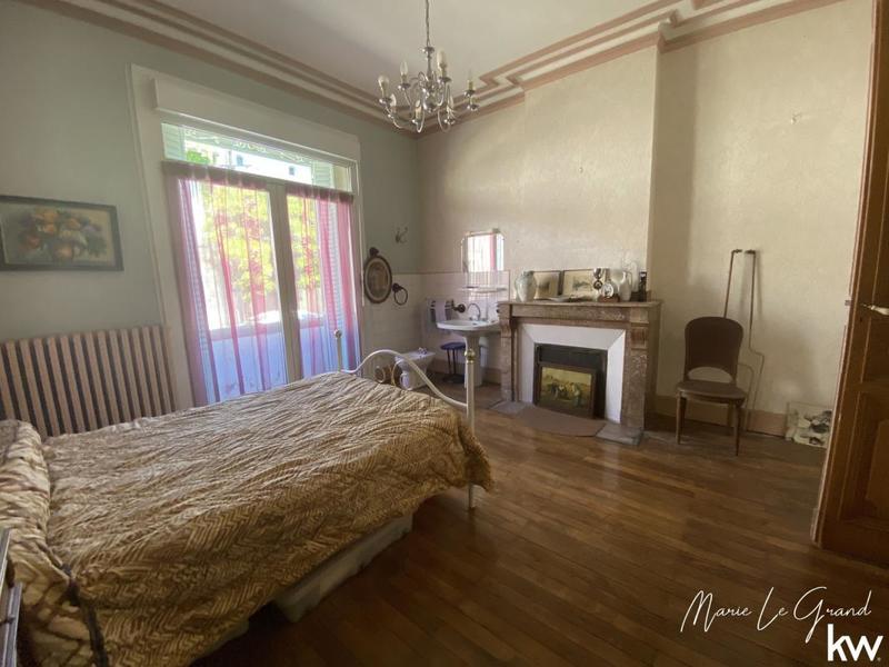 Maison - 184 m² - 7 pièces