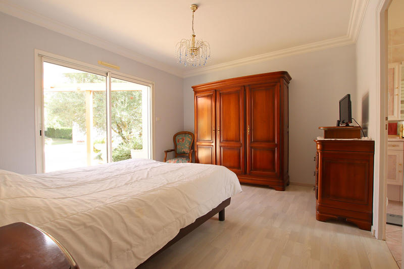 Maison - 192 m² - 7 pièces