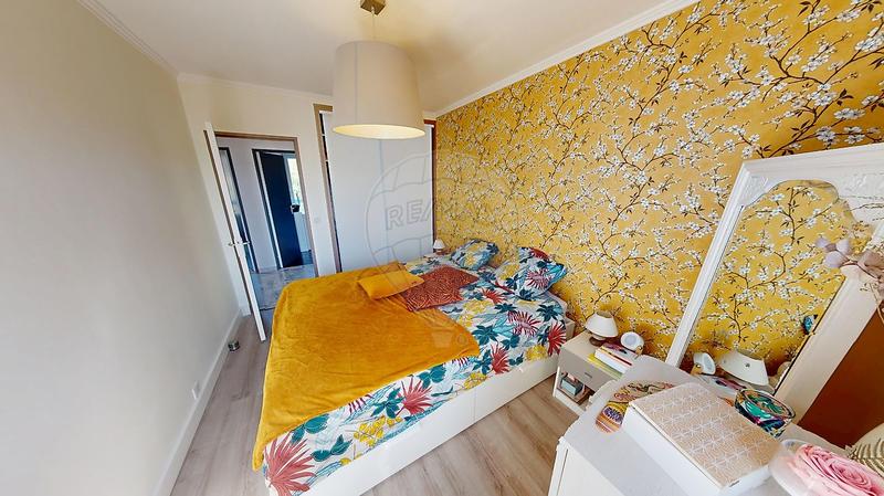 Appartement - 93 m² - 4 pièces