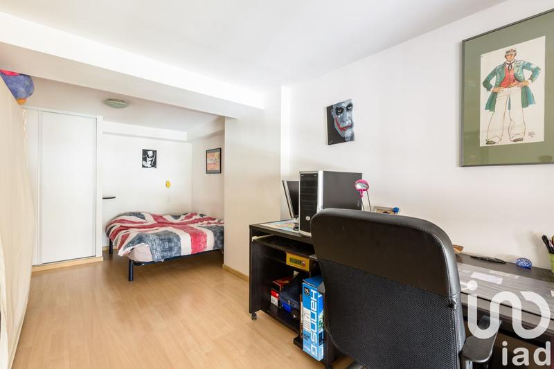 Appartement - 192 m² - 5 pièces