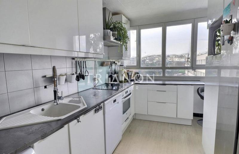 Appartement - 74 m² - 4 pièces