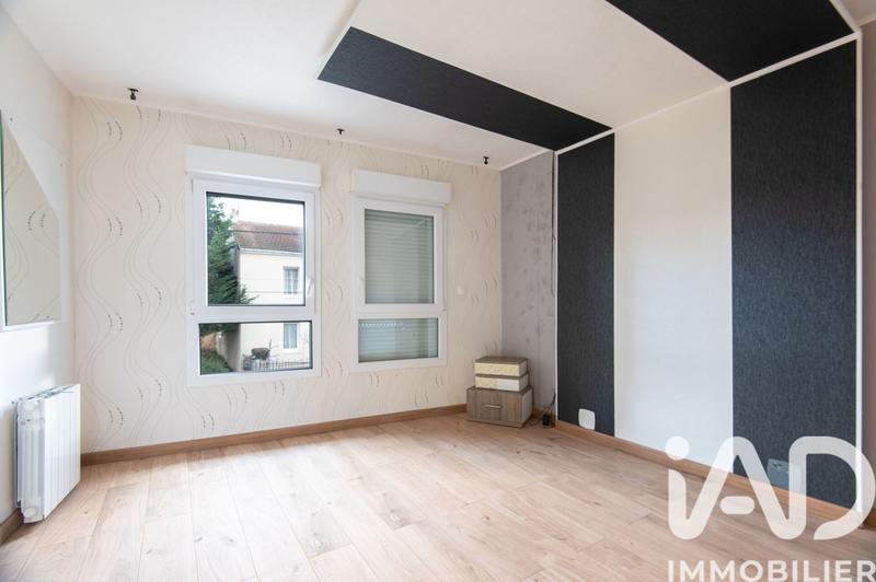 Maison de ville - 104 m² - 6 pièces