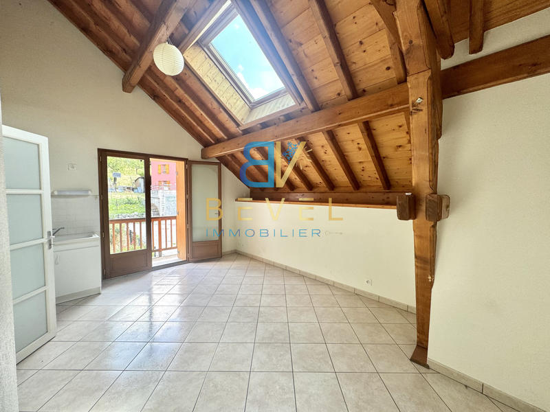 Maison - 98 m² - 5 pièces