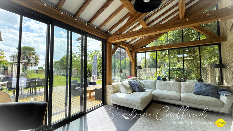 Maison - 229 m² - 8 pièces