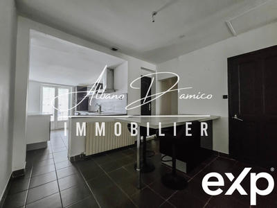 Maison - 72 m² - 6 pièces