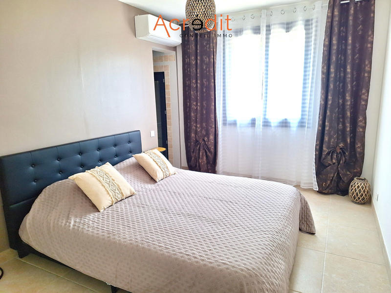 Villa - 100 m² - 4 pièces