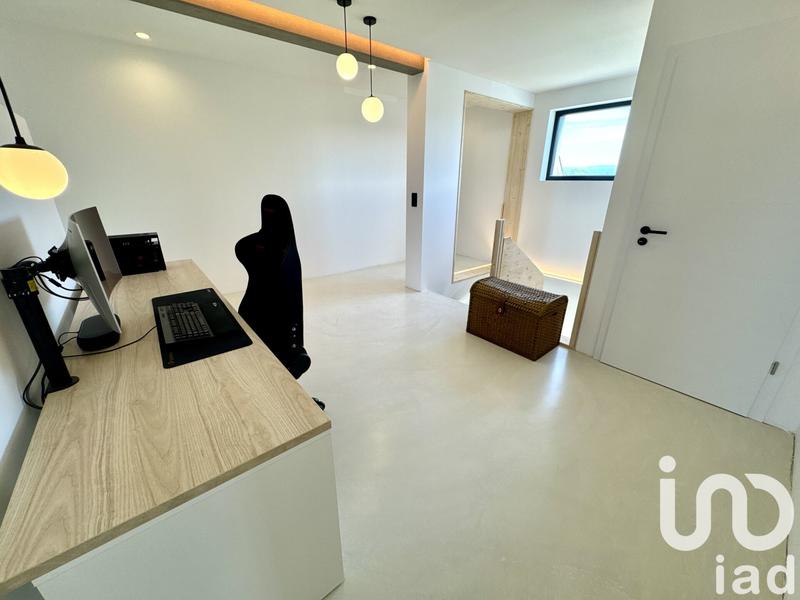 Maison - 192 m² - 6 pièces