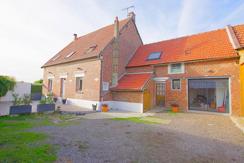 Maison - 170 m² - 6 pièces