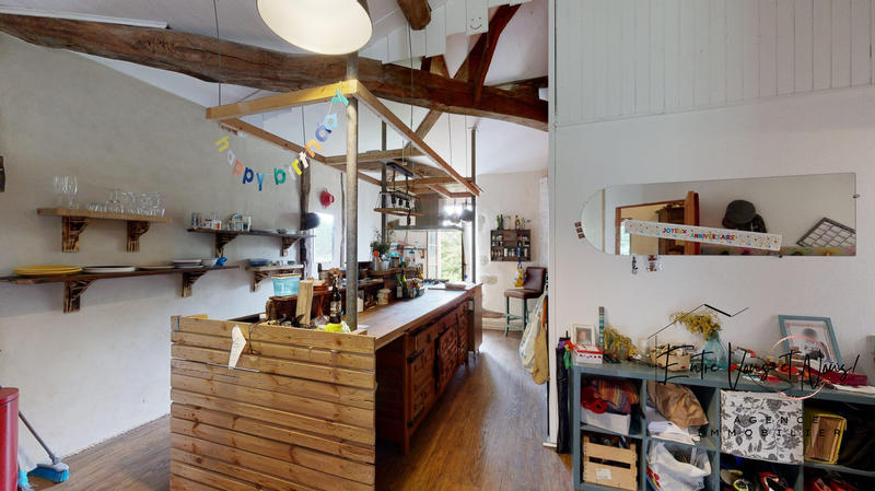 Maison ancienne - 320 m² - 14 pièces