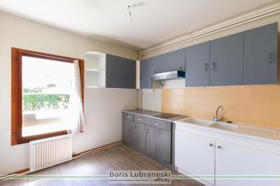 Appartement - 67 m² - 3 pièces