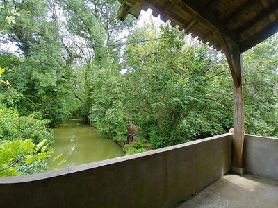 Maison - 210 m² - 9 pièces