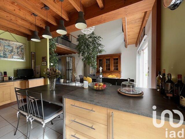 Maison - 190 m² - 6 pièces