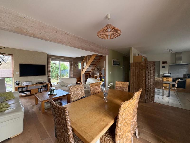 Maison - 142 m² - 5 pièces