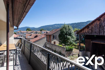 Appartement - 100 m² - 4 pièces