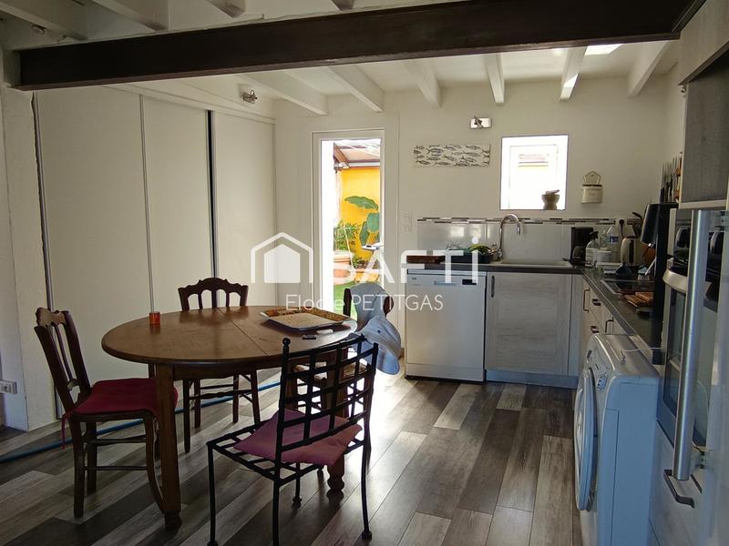 Maison - 162 m² - 8 pièces