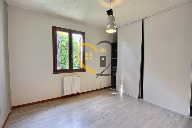 Maison de village - 90 m² - 4 pièces