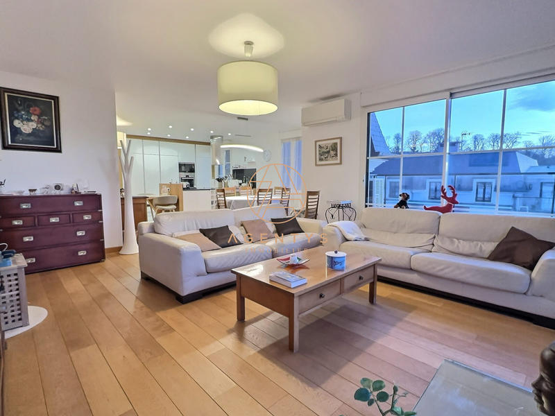 Appartement - 130 m² - 6 pièces