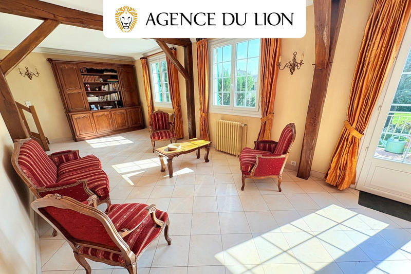 Maison - 95 m² - 5 pièces