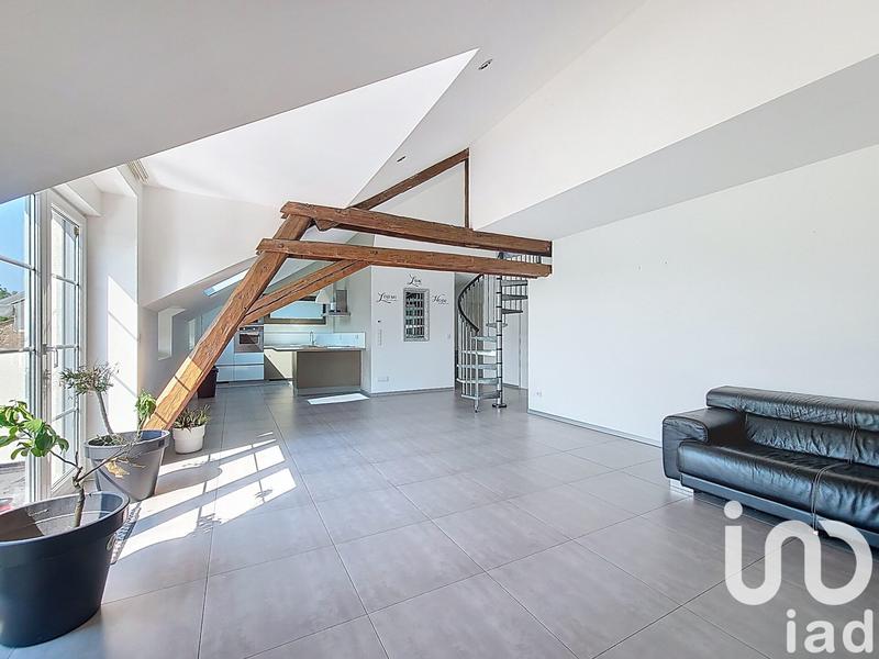 Appartement - 95 m² - 4 pièces