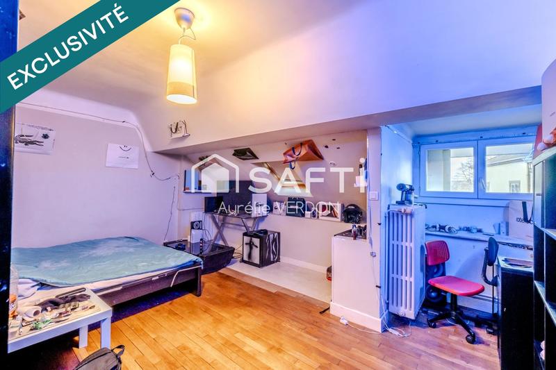 Maison - 260 m² - 7 pièces