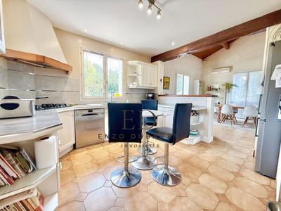 Maison - 107 m² - 5 pièces