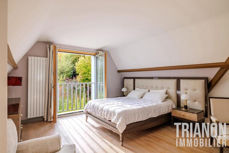 Maison - 326 m² - 7 pièces