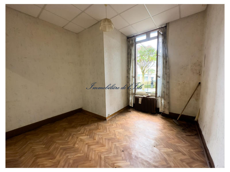 Maison - 101 m² - 6 pièces