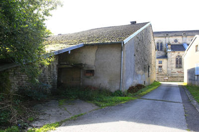 Ferme - 300 m² - 1 pièce