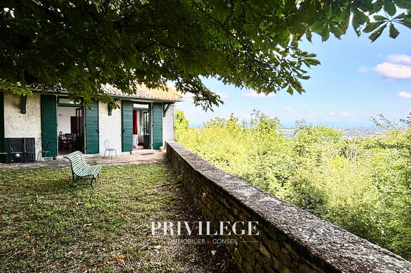 Maison - 225 m² - 7 pièces