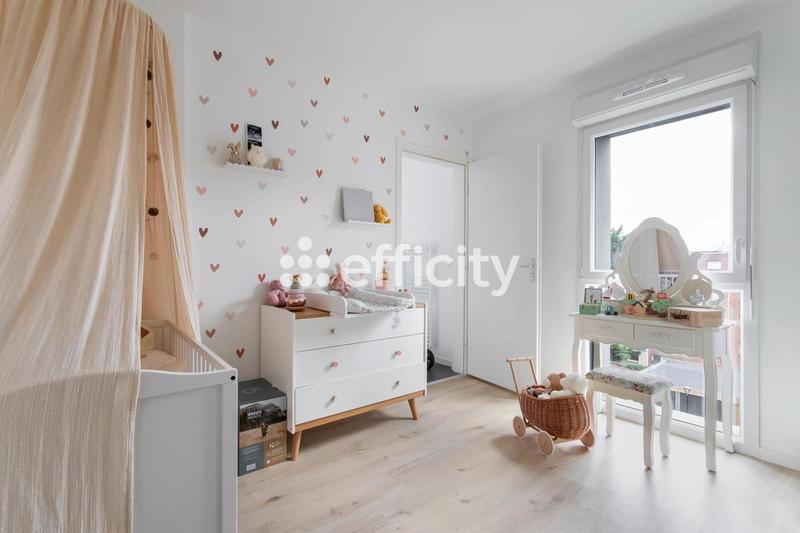 Appartement - 92 m² - 4 pièces
