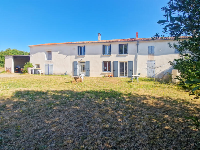 Maison - 150 m² - 6 pièces